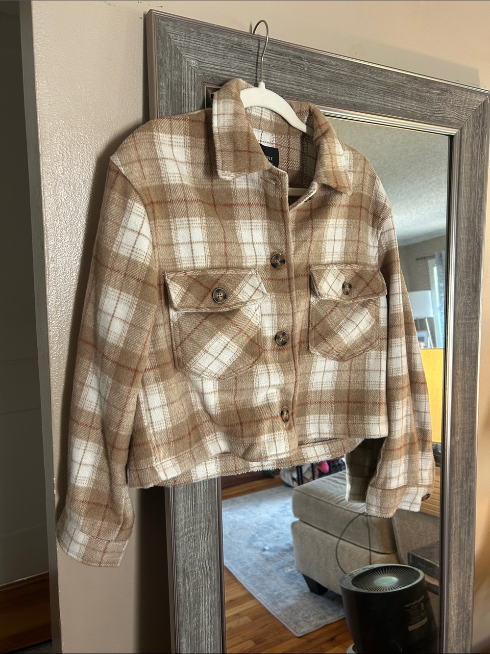 Plaid Cropped Shacket Jacket - Beige White